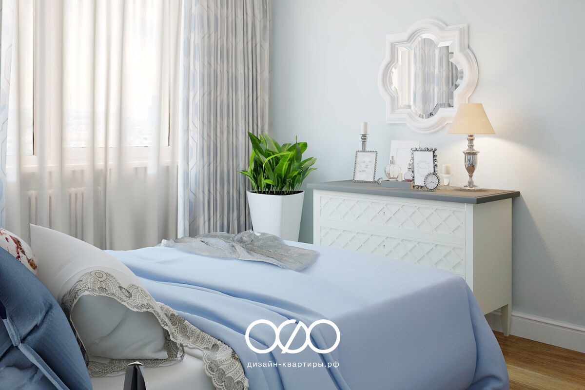 Маленькая светлая спальня